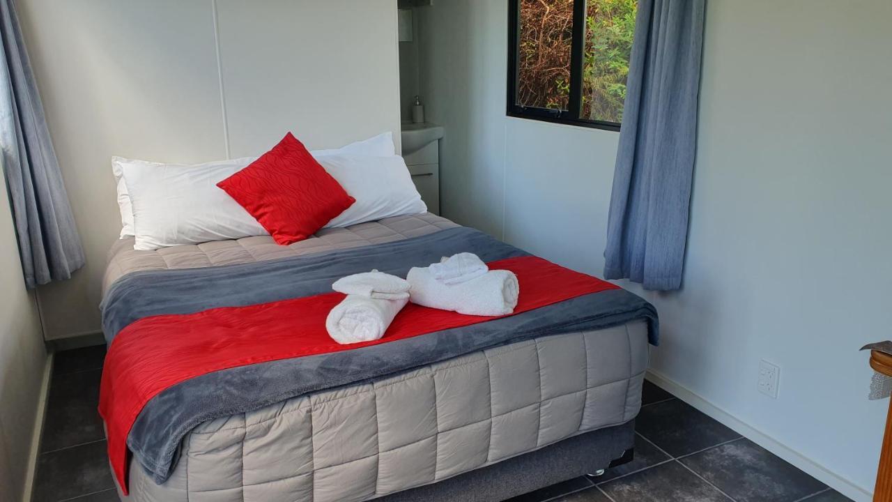 Апартаменти Lakeview Studio Cabin Kuratau Екстер'єр фото